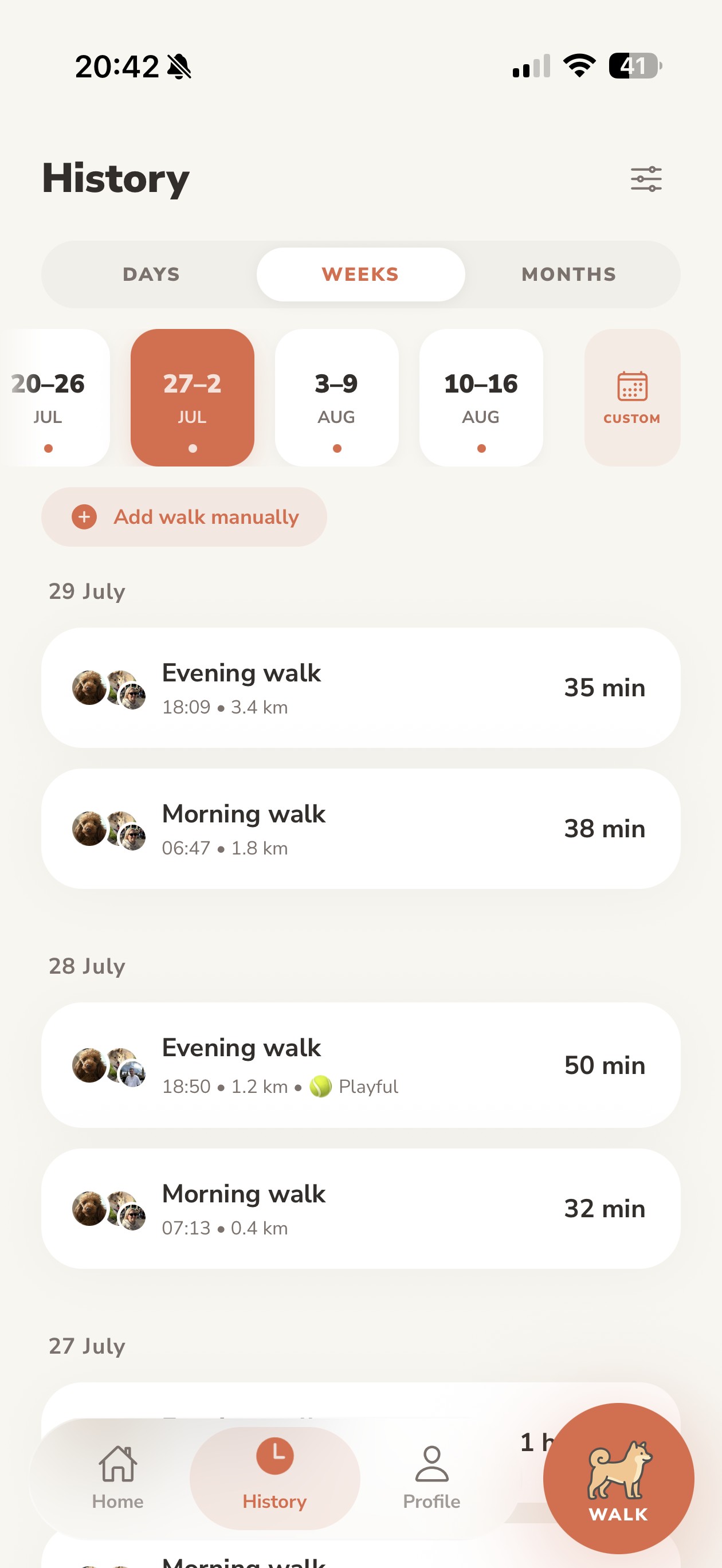 Lapka walk history with date filters and a list of past walks